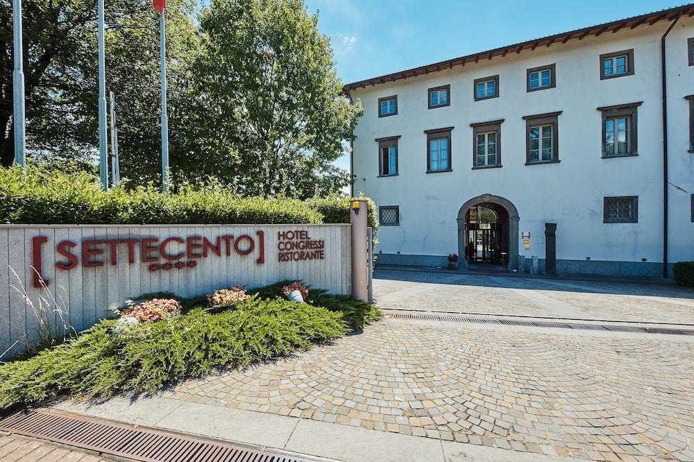 Settecento Hotel Presezzo Luaran gambar