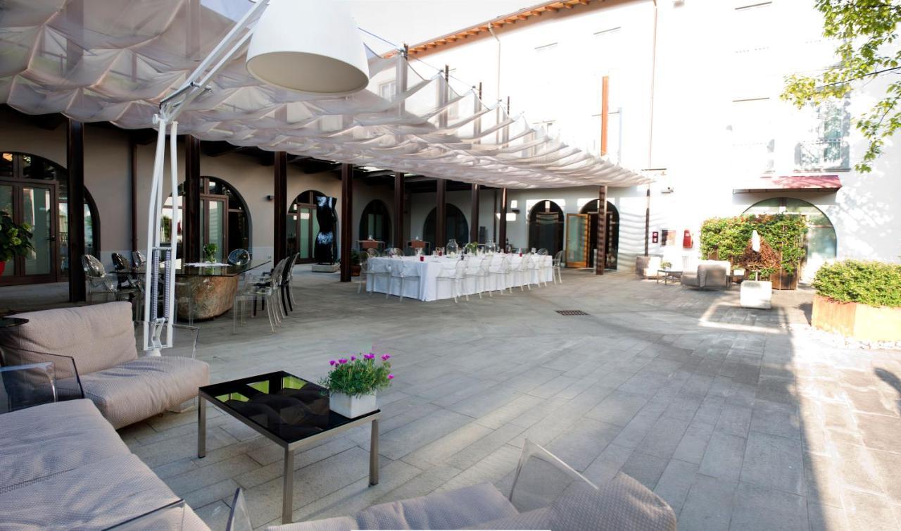 Settecento Hotel Presezzo Luaran gambar