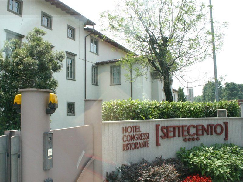 Settecento Hotel Presezzo Luaran gambar